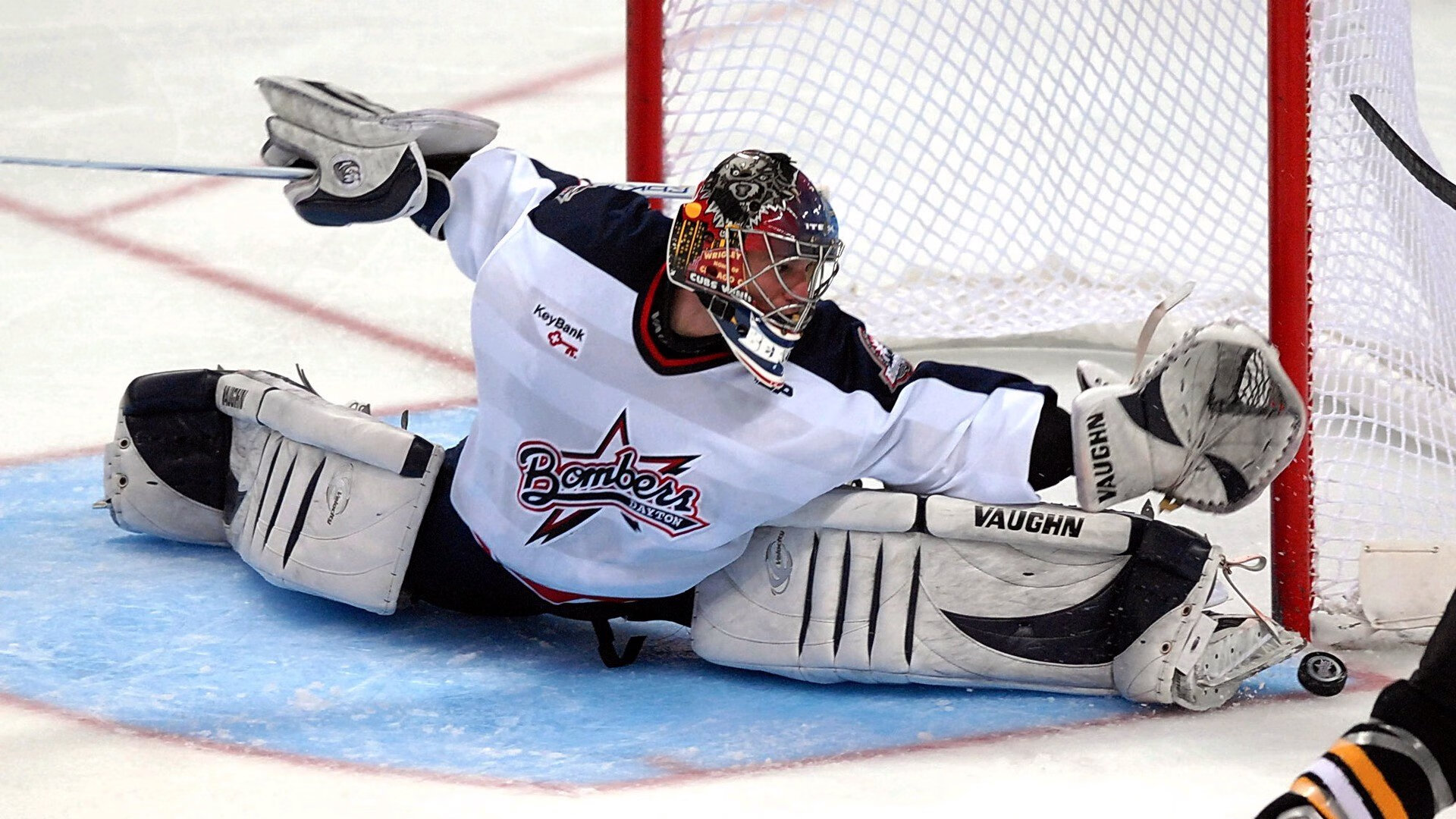 裁判追不上塞内加尔边锋：太快，踩雪都飞起来了，塞内加尔国脚